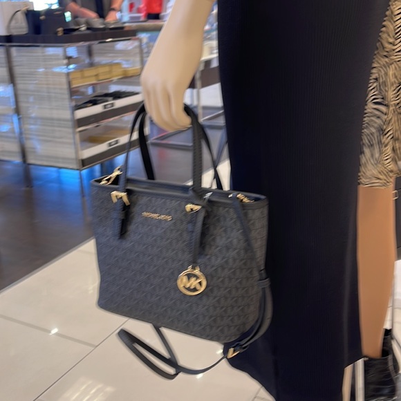 MICHAEL KORS 
Jet Set Travel Extra-Small Logo Top-Zip Tote Bag
Black 
NWT - Picture 12 of 16